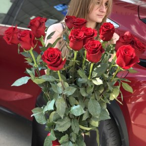 Букет из 15 метровых красных роз