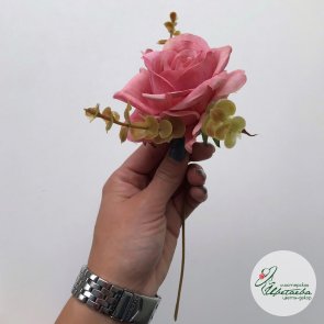 Искусственная ярко-розовая роза