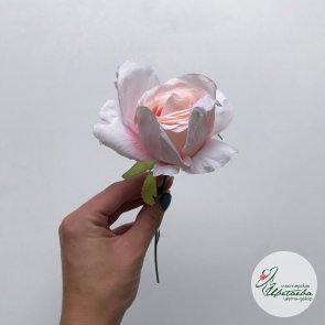 Искусственная пионовидная роза