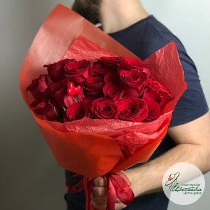 Охапка роз 40 см (цвет на выбор)