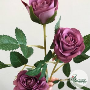 Искусственная лиловая кустовая роза (малая, 2+1)