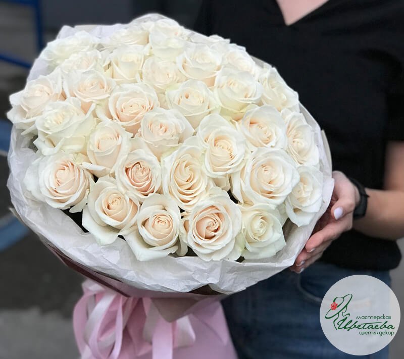 Букет из любого количества белых роз (цвет на выбор)