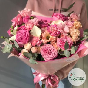 Букет «Элизабет» с пионовидными розами