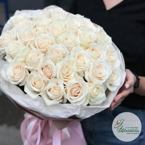 Букет из любого количества белых роз 