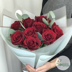 Букет красных роз для признания в любви