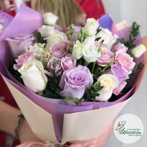 необычный букет цветов для женщины