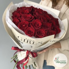 Букет из 25 элитных красных роз Эквадор