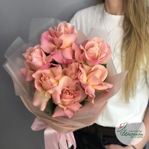 Букет «Розовый фламинго» из 7 французских роз