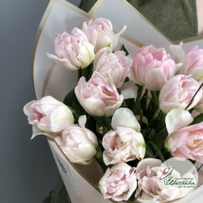 Букет любимой «Приближение весны» из 15 пионовидных тюльпанов
