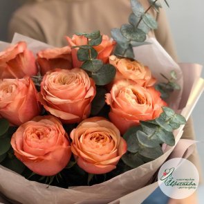 Нежный букет из роз Кахала