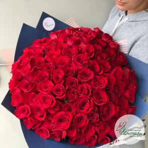 Букет из 101 красной розы 90 см